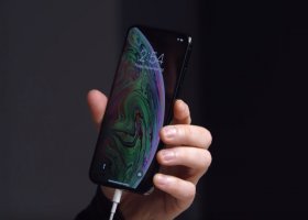 蘋果iPhone XS再爆“充電門”：熄屏無法充電